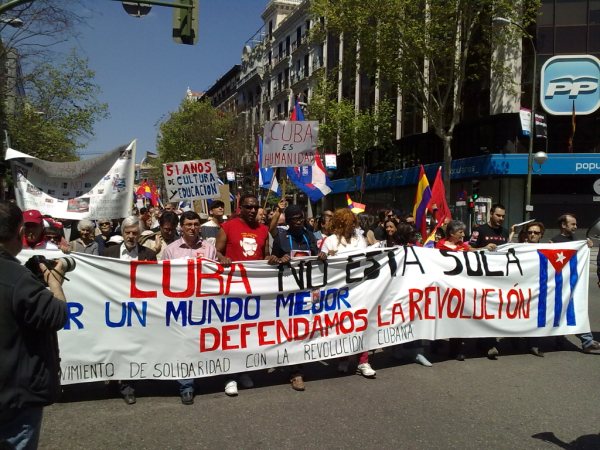 Cuba no está sola - Manifestación Madrid Cuba no está sola - Manifestación Madrid